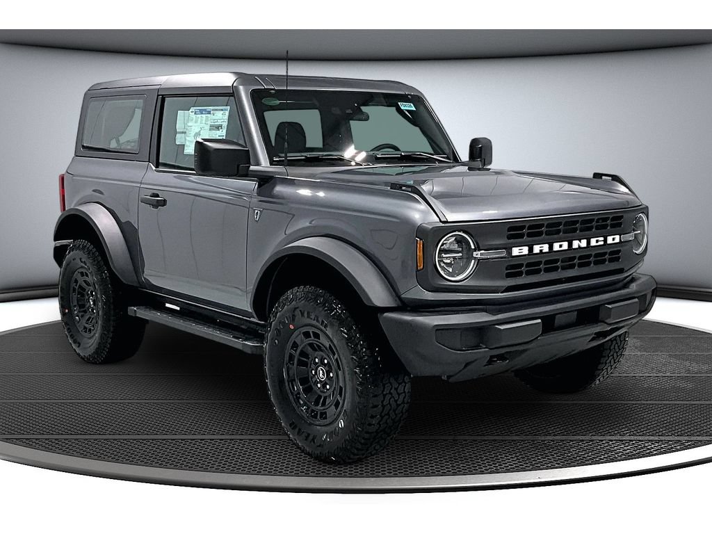 New 2026 Ford Bronco 2-Door AWD/4WD image 2