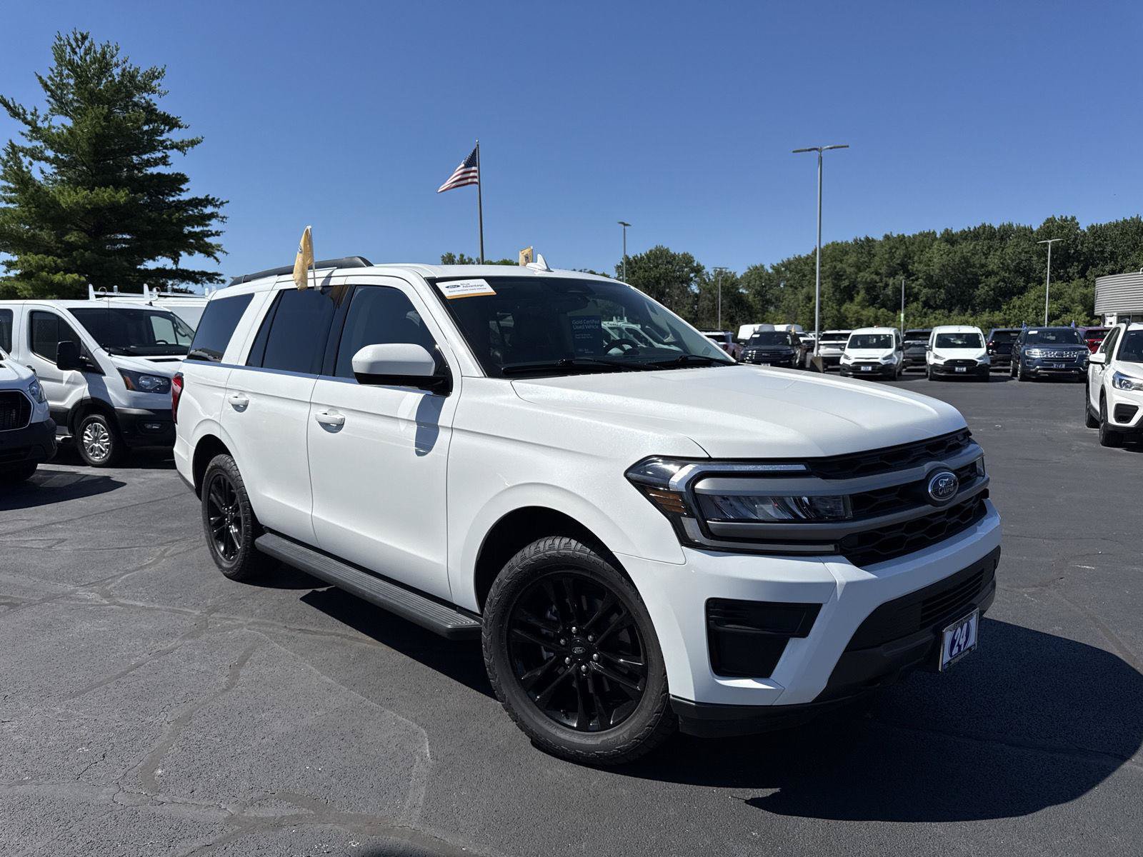 Certified 2024 Ford Expedition XLT AWD/4WD image 6