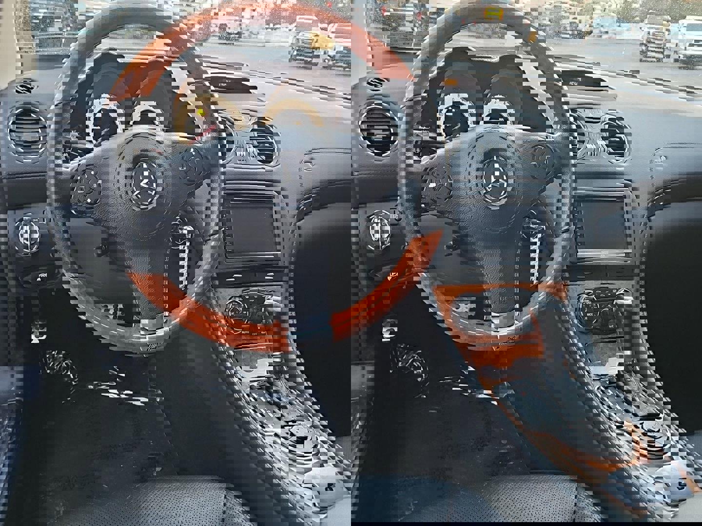 Used 2009 Mercedes-Benz SL 550 image 14