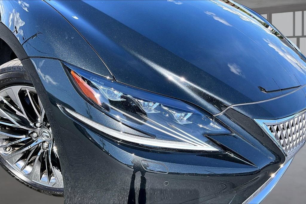 Used 2018 Lexus LS 500 w/ Luxury Package RWD image 29