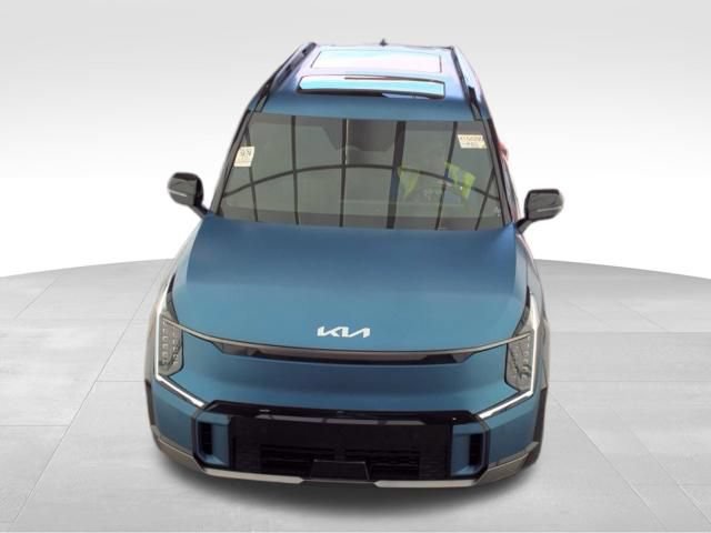 Used 2024 Kia EV9 GT-Line AWD/4WD image 2