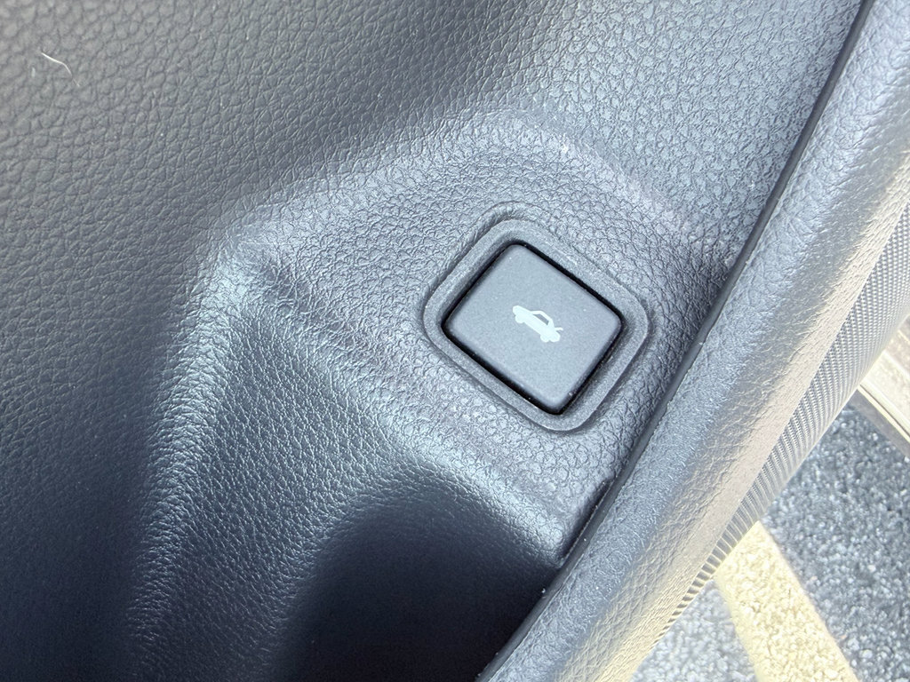 Used 2018 Honda Accord LX image 30
