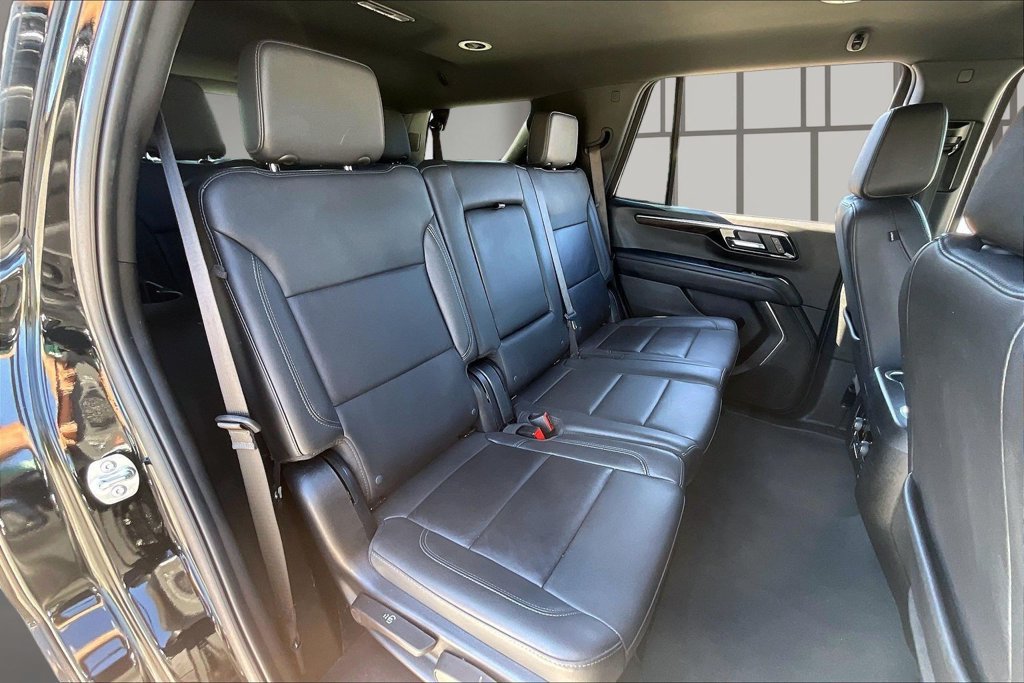 Used 2025 Chevrolet Tahoe LT AWD/4WD image 25