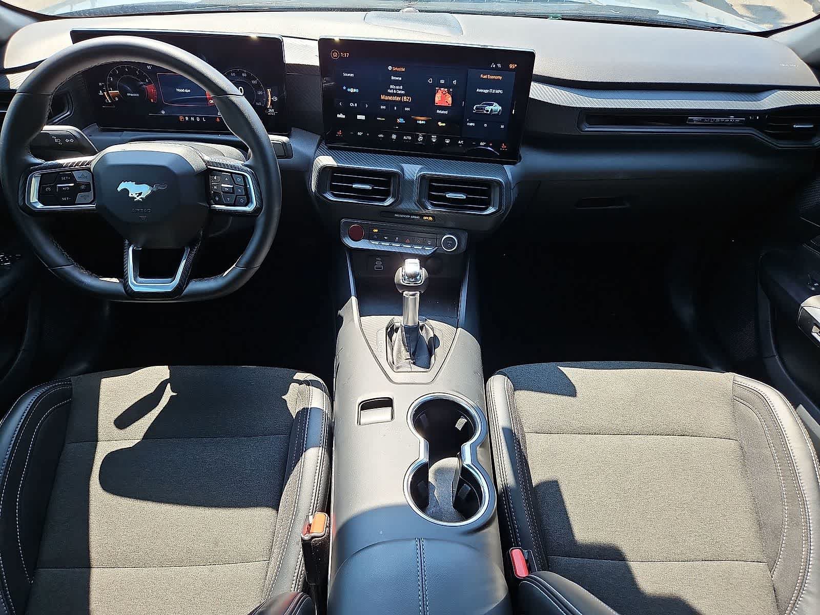 Used 2024 Ford Mustang Coupe RWD image 25