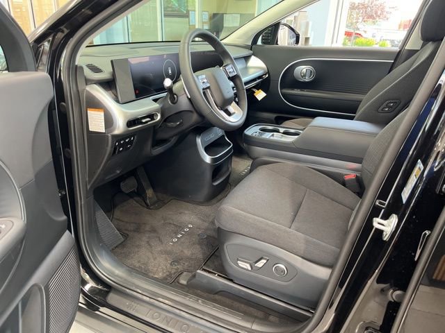 New 2026 Hyundai Ioniq 9 SE image 9