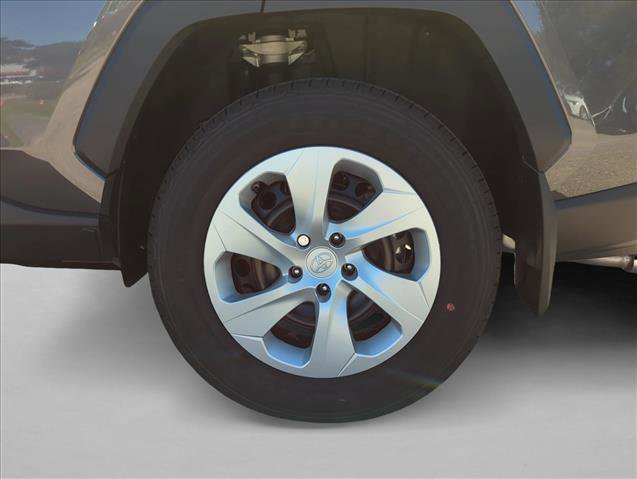 Certified 2025 Toyota RAV4 LE FWD image 9