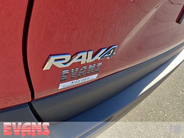 Used 2025 Toyota RAV4 LE image 4