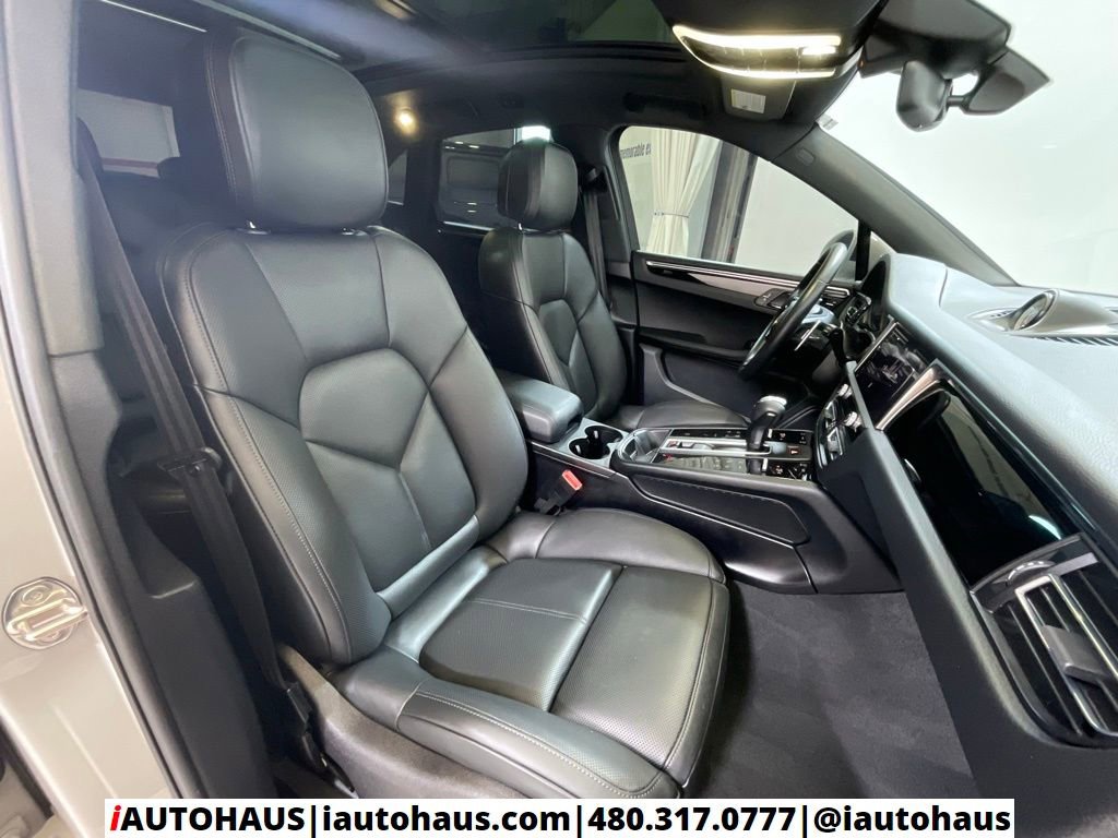 Used 2022 Porsche Macan S image 28