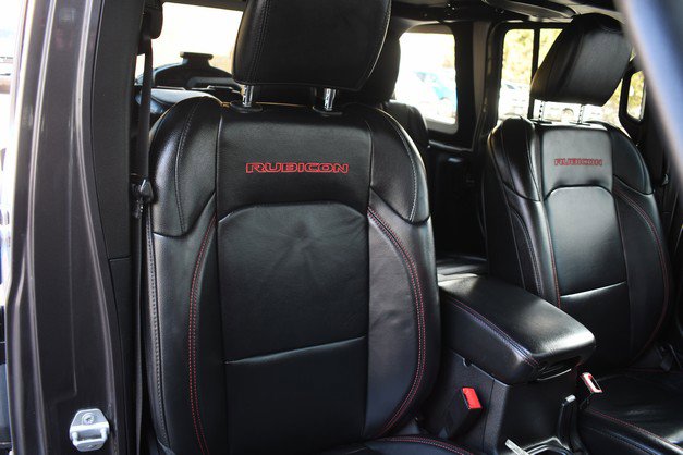 Used 2018 Jeep Wrangler Unlimited Rubicon image 26