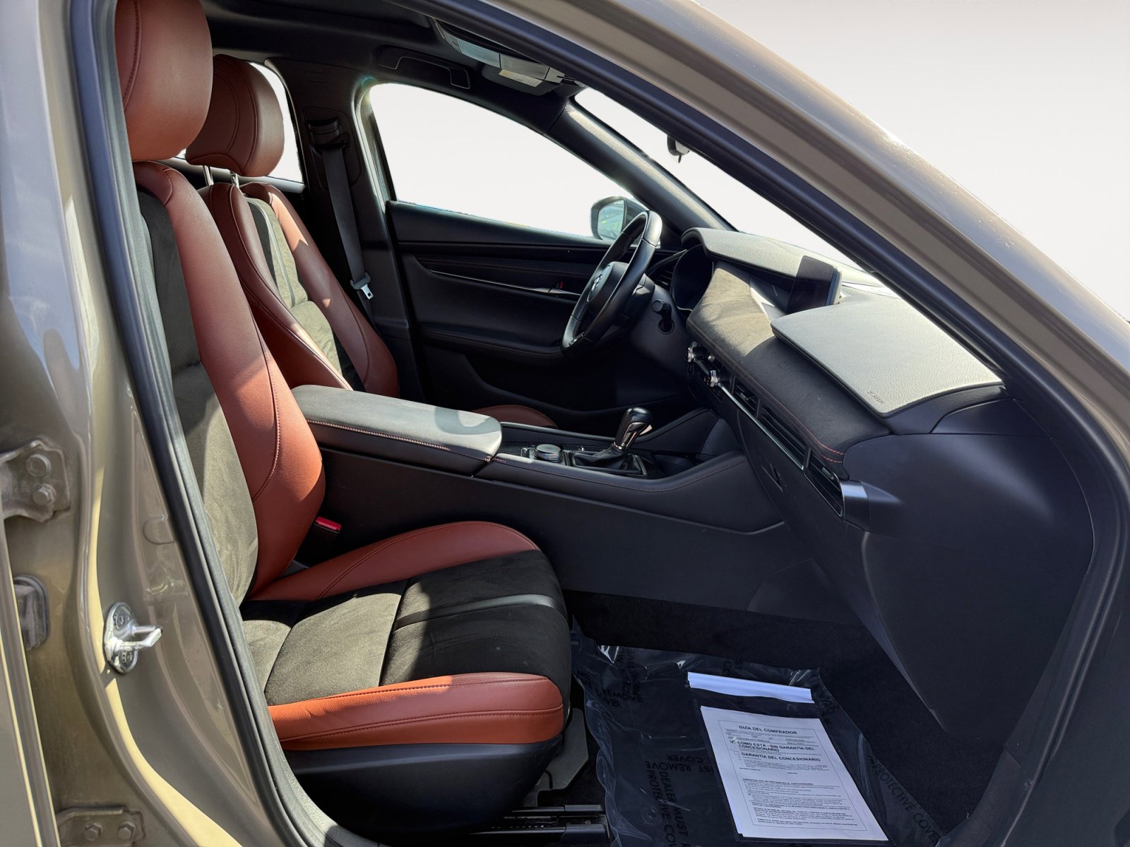 Used 2024 MAZDA MAZDA3 s image 19