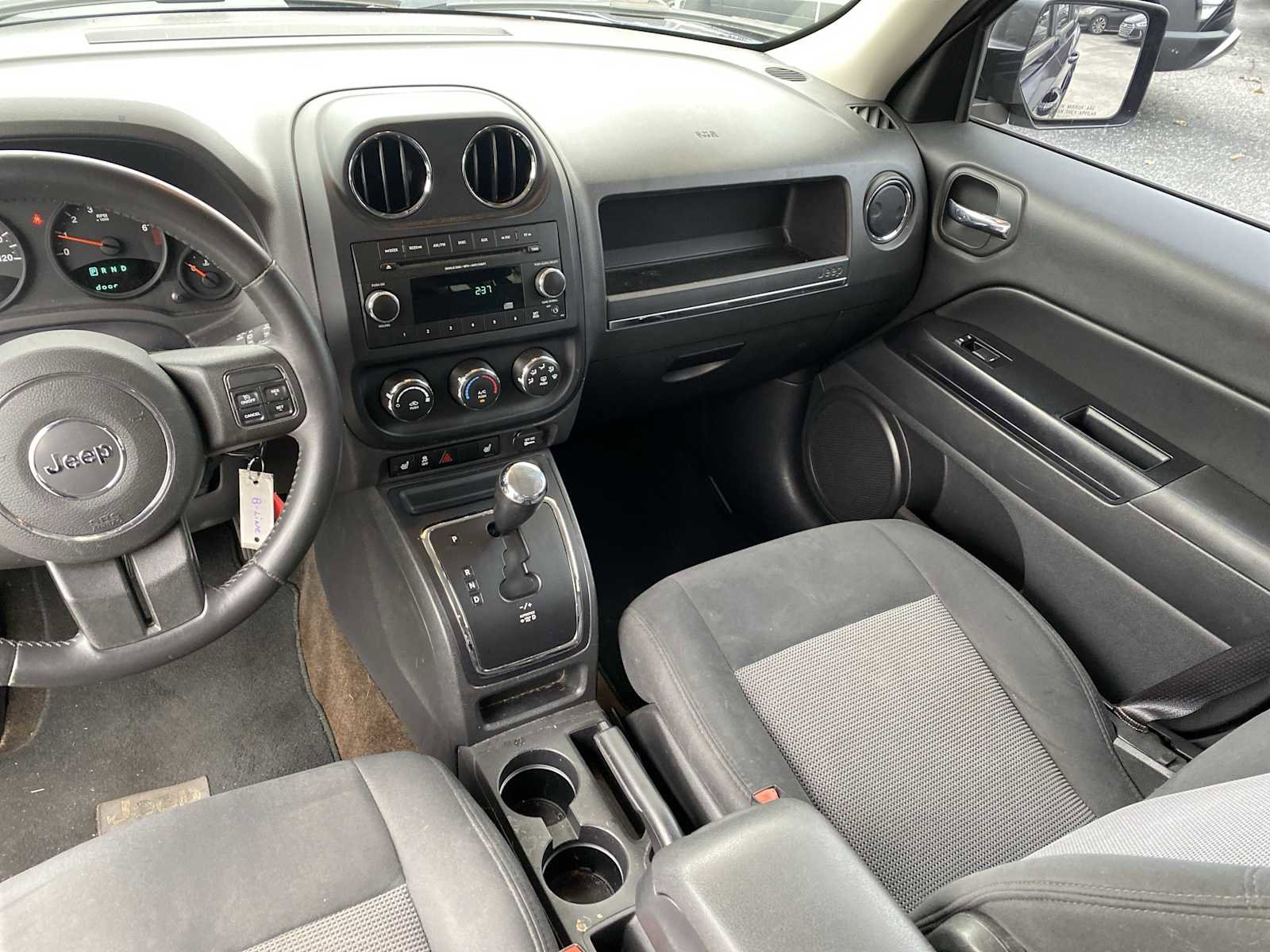 Used 2013 Jeep Patriot Latitude image 12