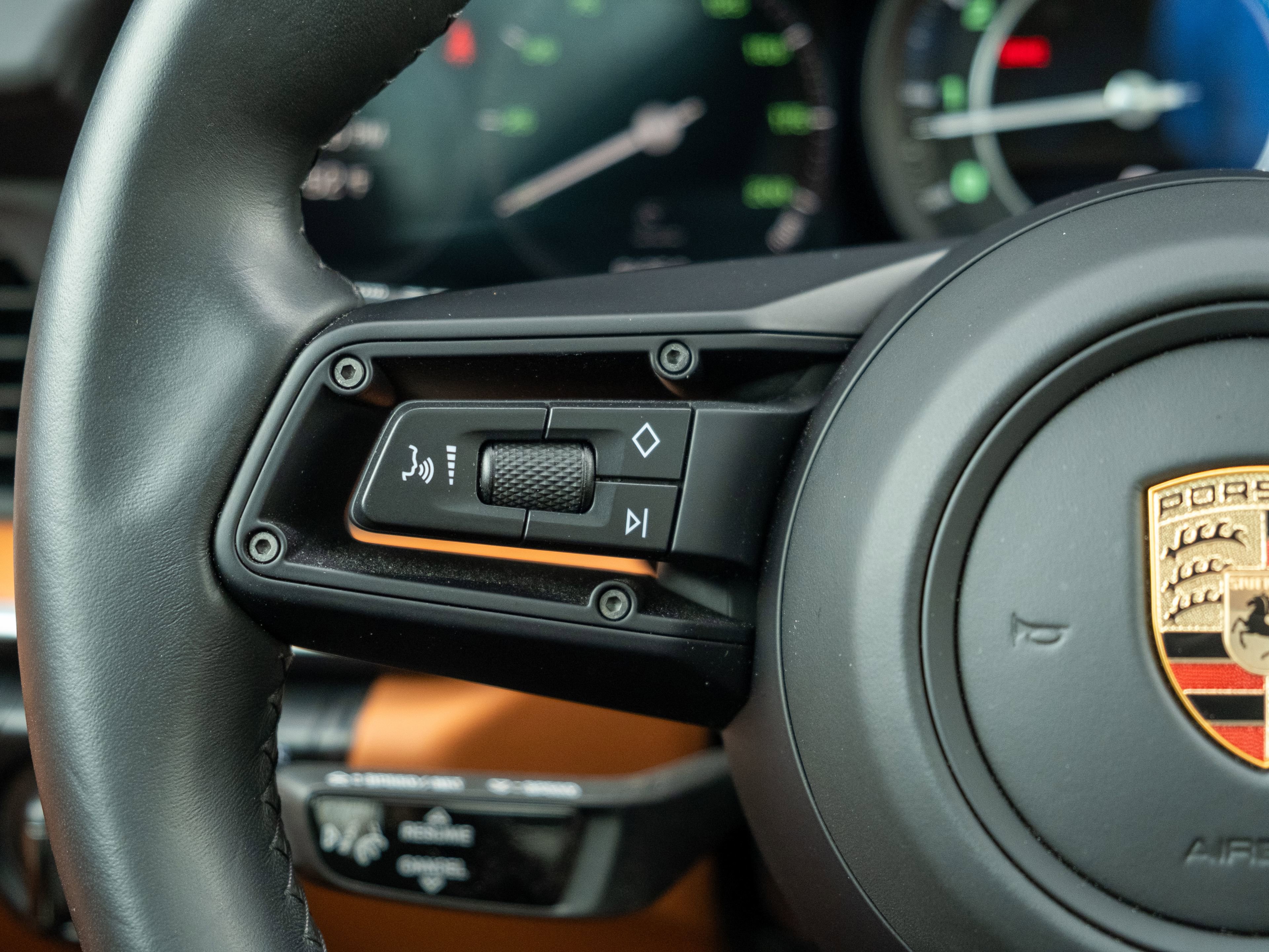 Certified 2024 Porsche 911 Carrera S image 38