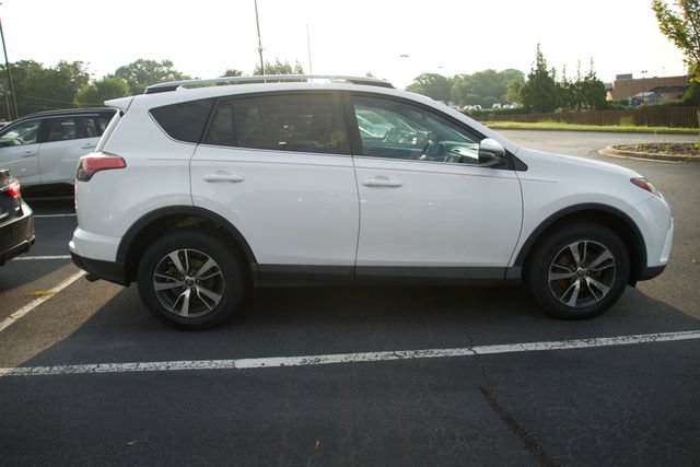 Used 2018 Toyota RAV4 XLE w/ Plus Extra Value Package AWD/4WD image 9
