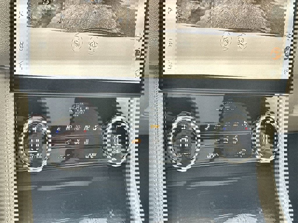 New 2026 Jaguar F-PACE R-Dynamic S image 26