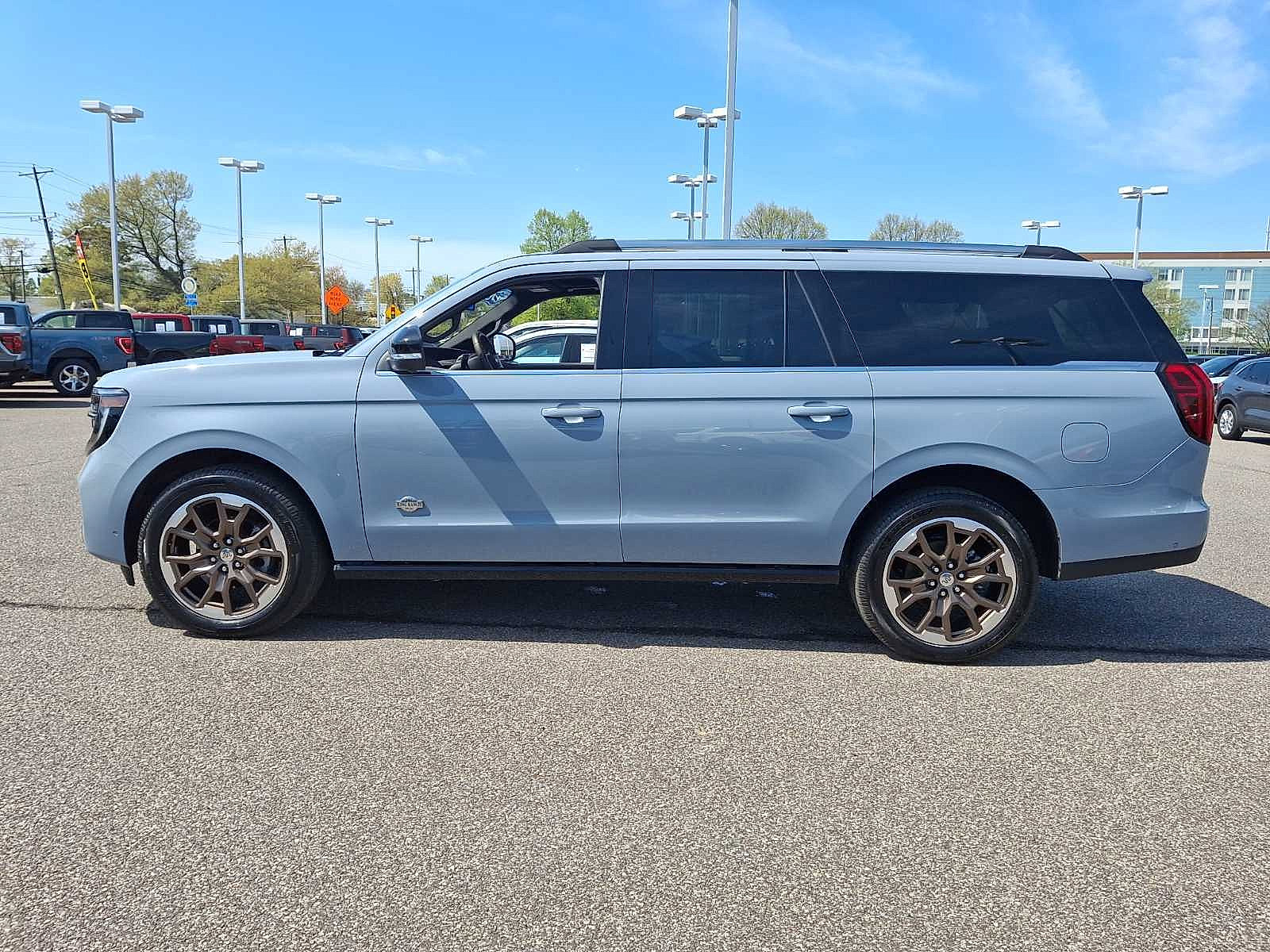 Certified 2025 Ford Expedition Max King Ranch AWD/4WD image 9