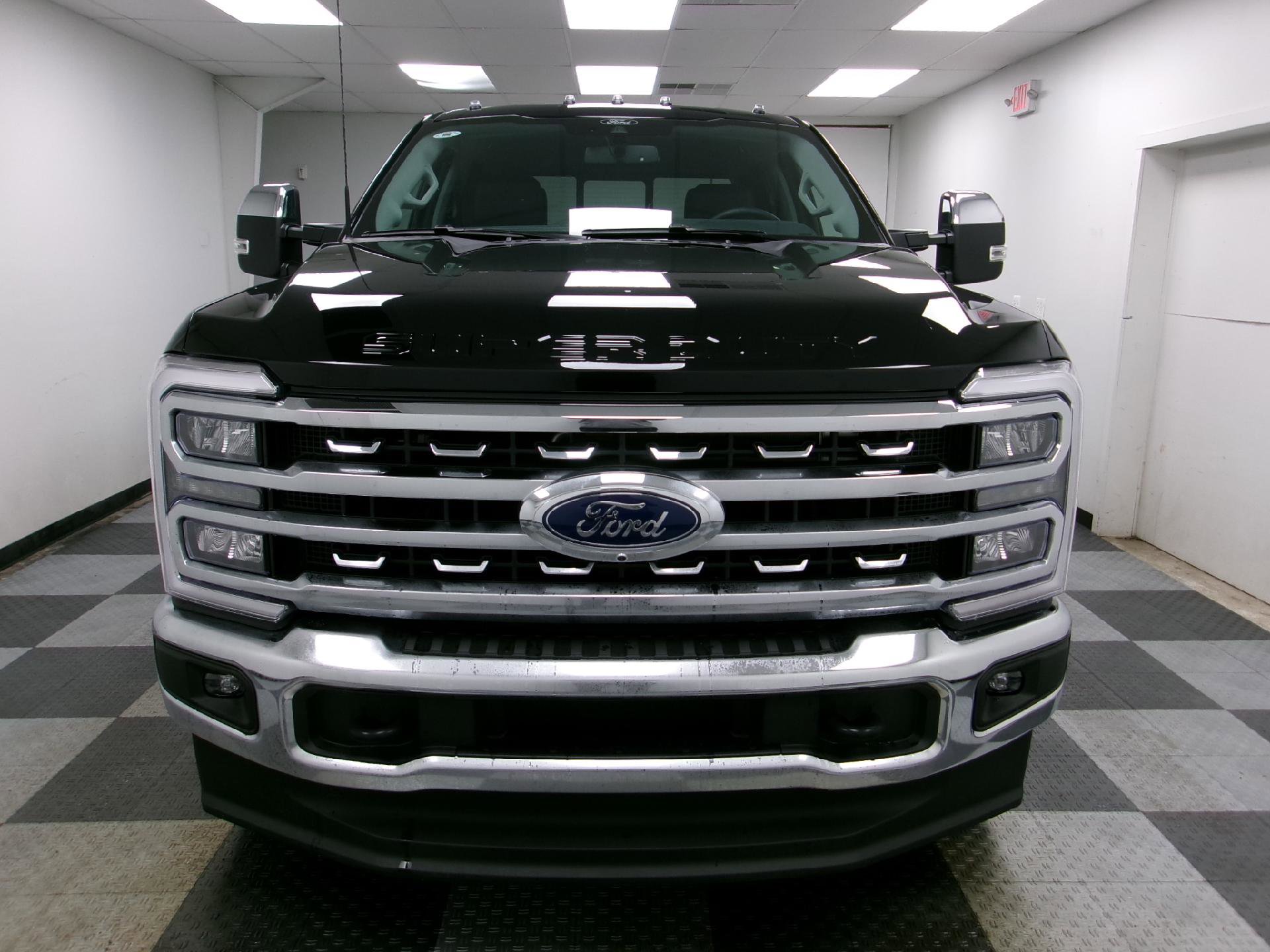 Used 2026 Ford F350 Lariat w/ Chrome Package image 16
