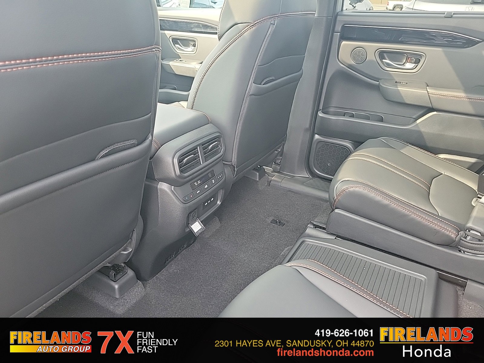 New 2025 Honda Pilot TrailSport image 14