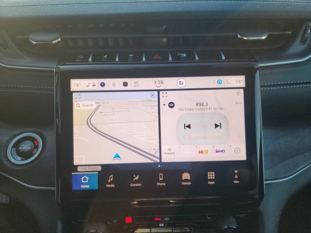 New 2025 Jeep Grand Cherokee Limited image 4