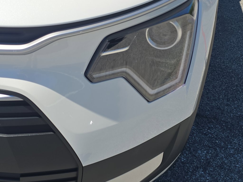 New 2026 Kia Niro LX FWD image 8