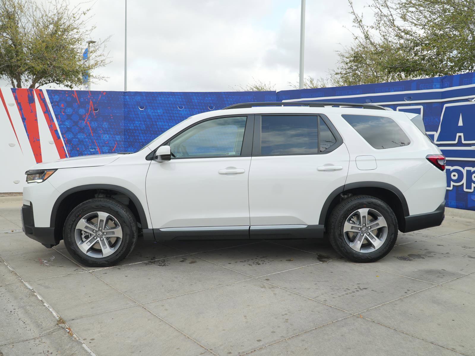 New 2026 Honda Pilot EX-L image 10