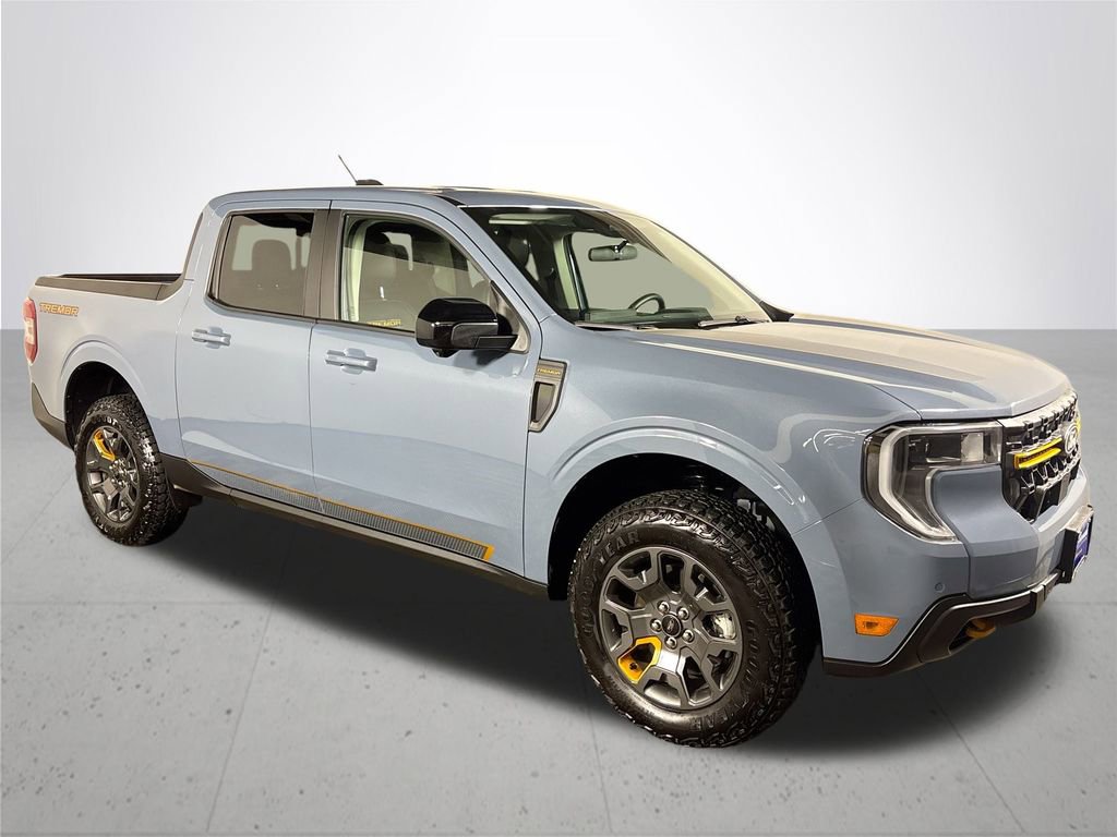Used 2025 Ford Maverick Tremor image 4