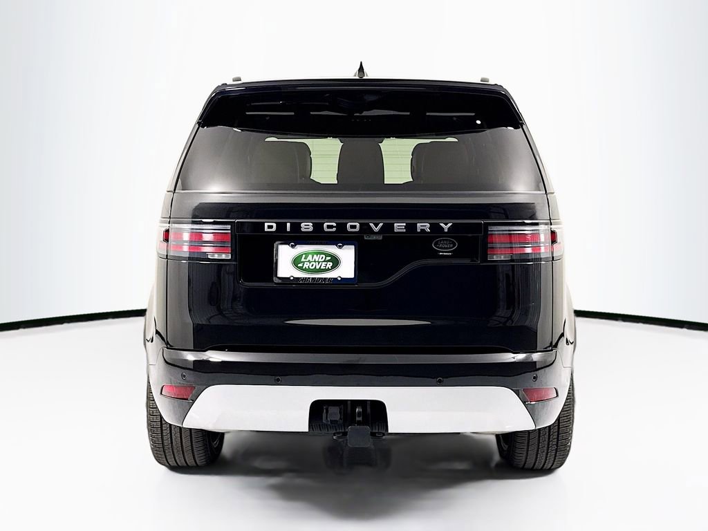 Used 2023 Land Rover Discovery Metropolitan Edition image 6