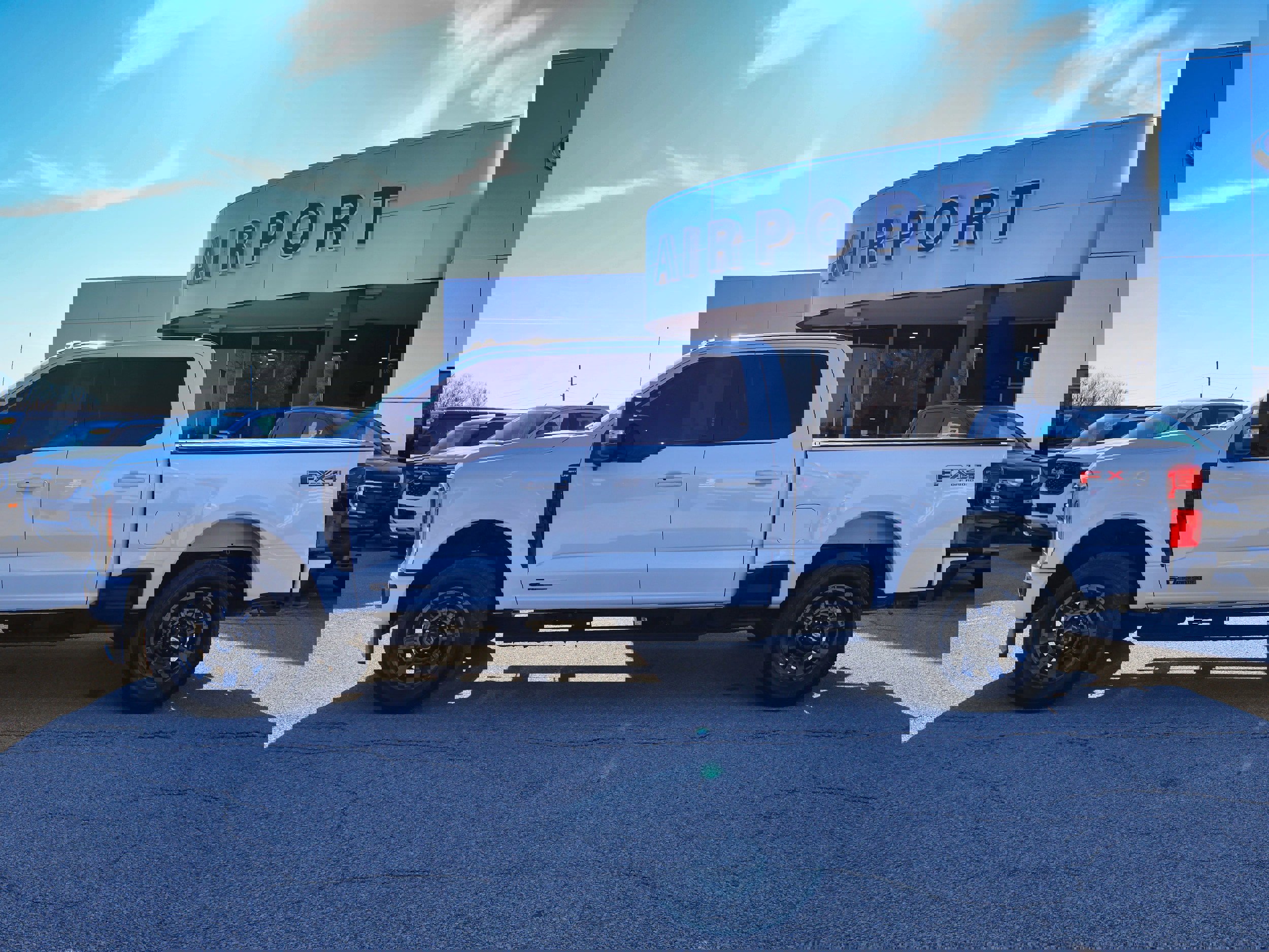 Used 2024 Ford F250 Lariat w/ Sport Appearance Package image 2