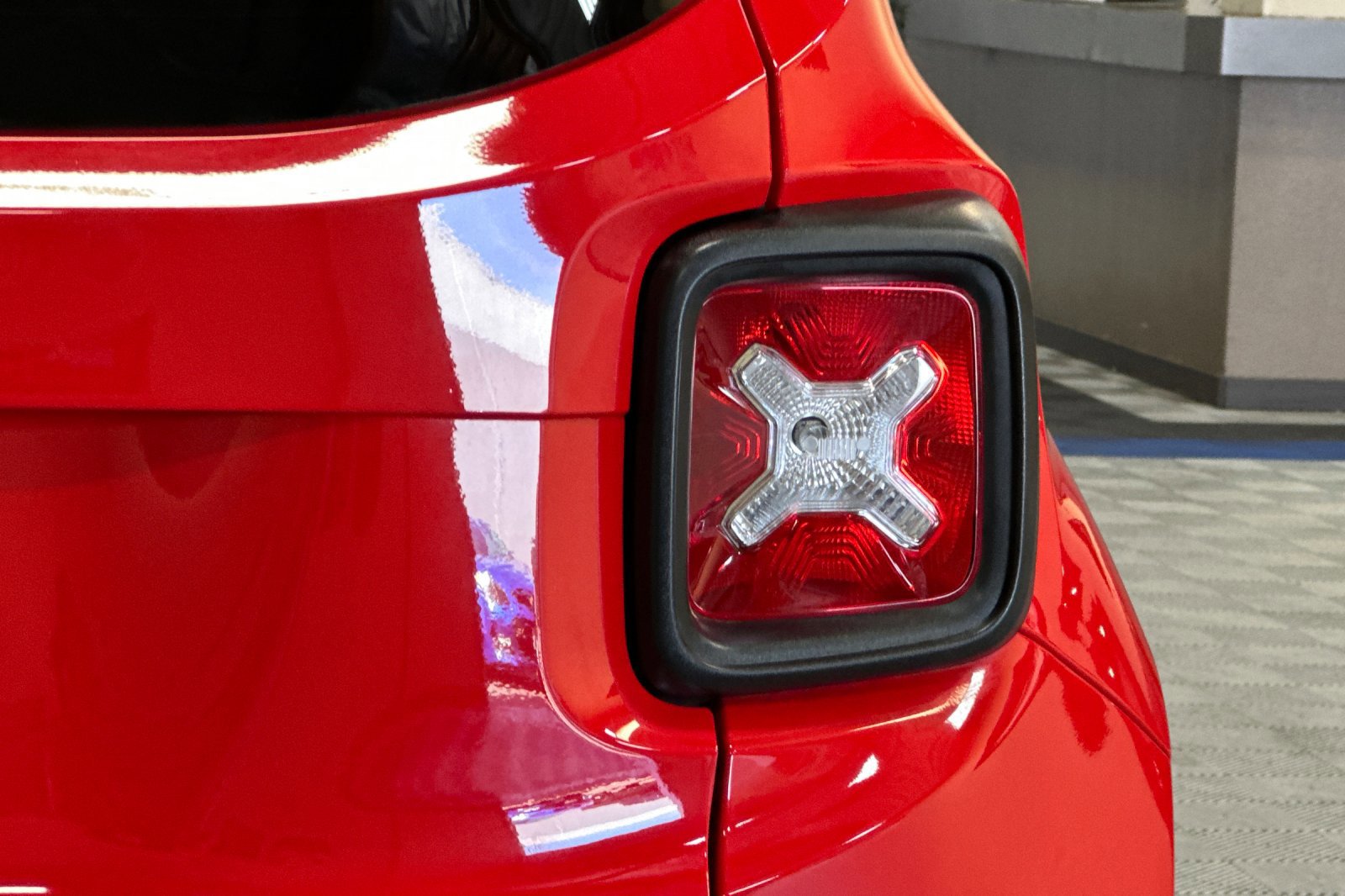 Used 2022 Jeep Renegade Latitude image 49