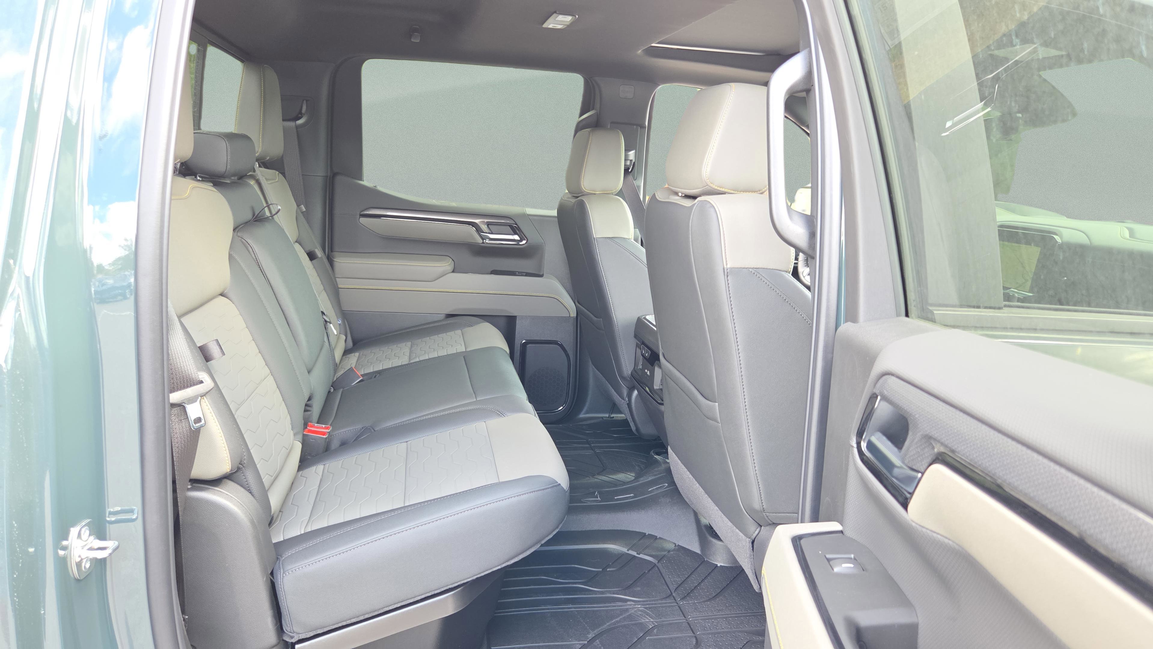 New 2026 Chevrolet Silverado 1500 ZR2 AWD/4WD image 14