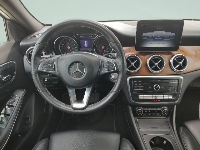 Used 2018 Mercedes-Benz GLA 250 image 10