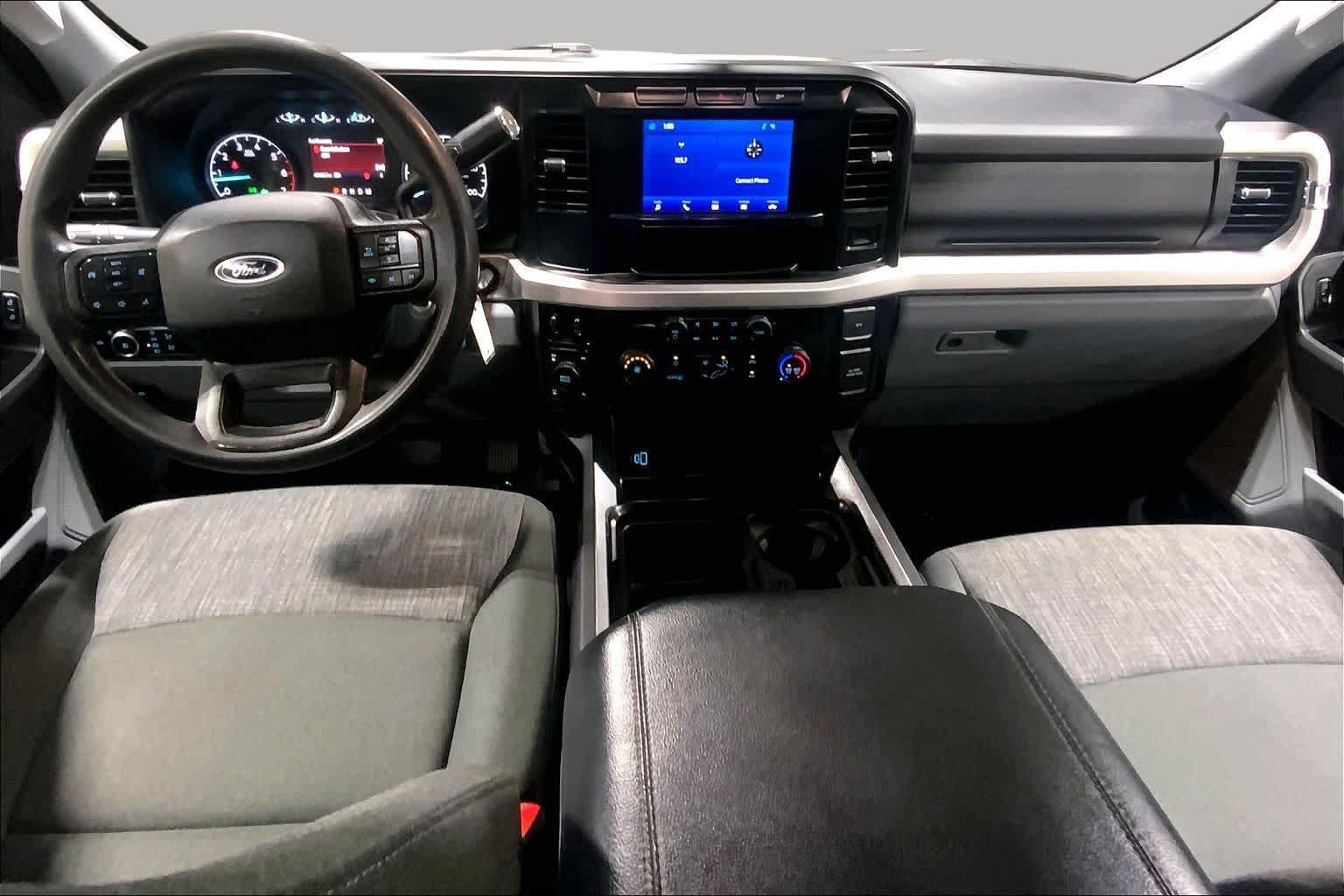 Used 2023 Ford F250 XLT w/ Snow Plow Prep Package AWD/4WD image 16