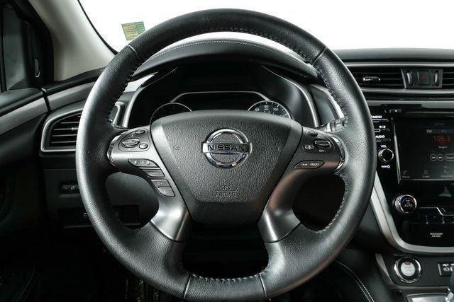 Used 2020 Nissan Murano SV FWD image 9
