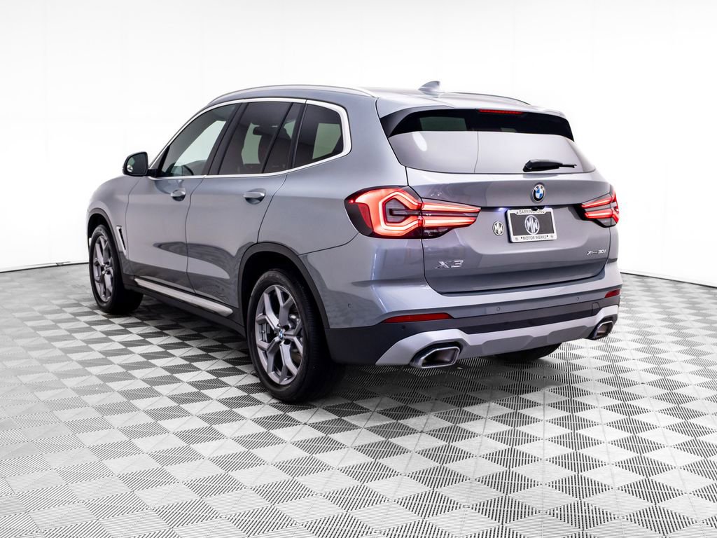Used 2023 BMW X3 xDrive30i w/ Convenience Package AWD/4WD image 3