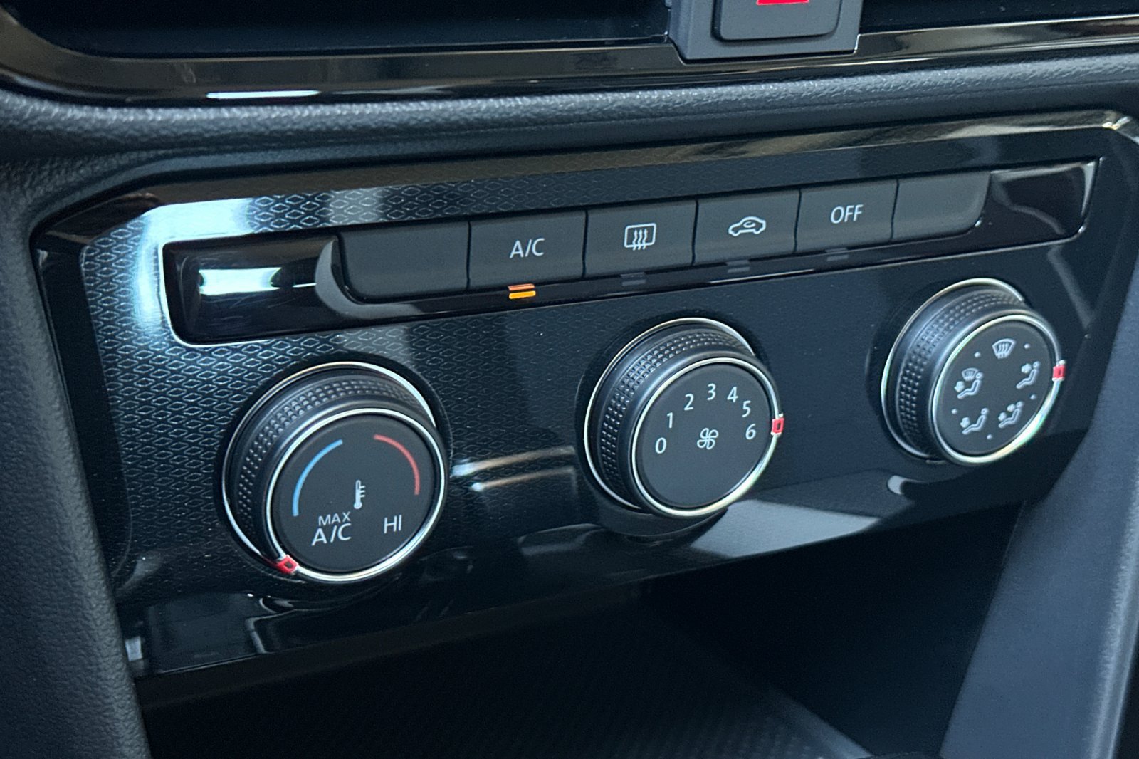 New 2026 Volkswagen Taos S FWD image 18