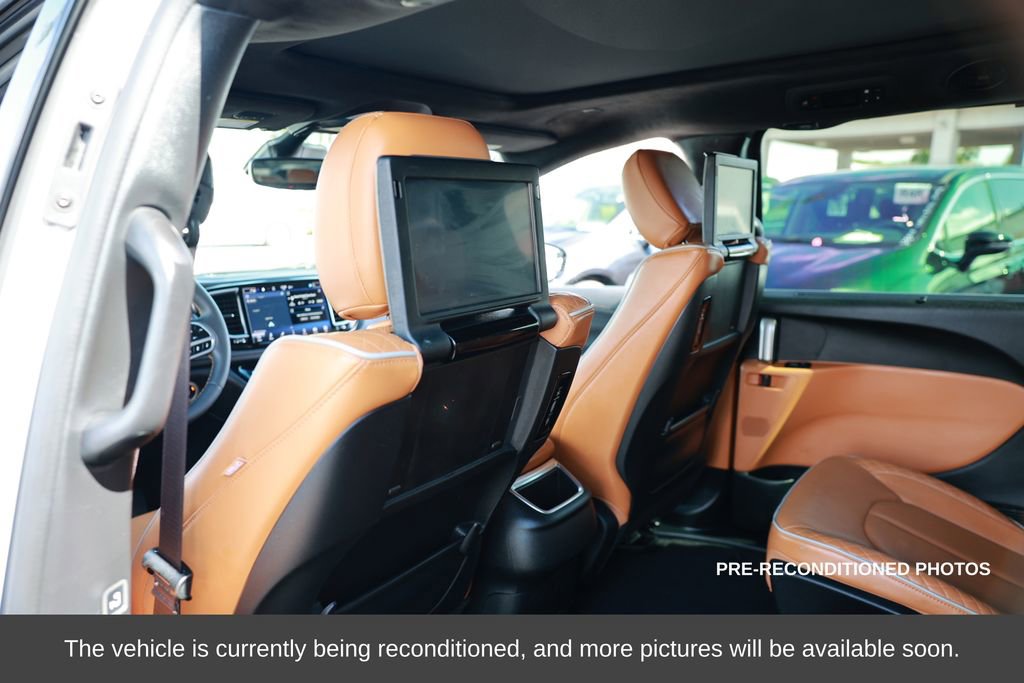 Used 2023 Chrysler Pacifica Pinnacle image 34