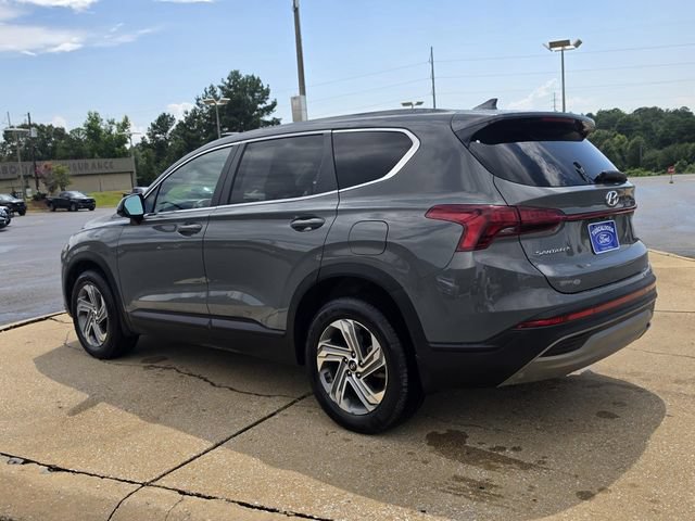 Used 2021 Hyundai Santa Fe SE FWD image 4