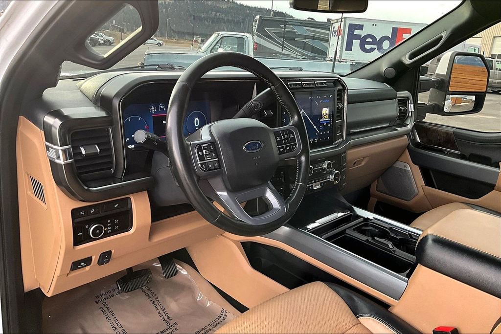 Used 2023 Ford F250 Lariat w/ Tow Technology Package image 14