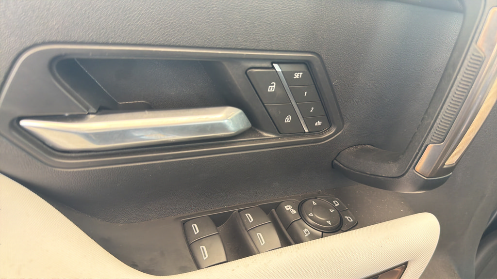 Used 2025 GMC Hummer EV 3X AWD/4WD image 18