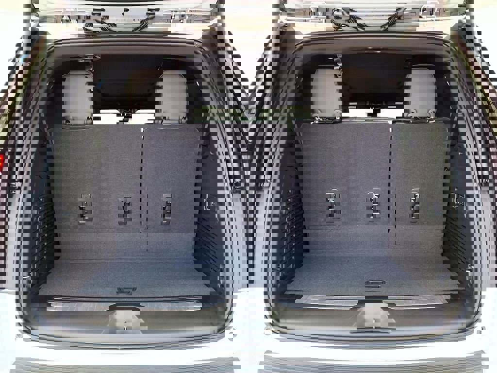 New 2026 GMC Yukon Denali w/ Denali Reserve Package image 8