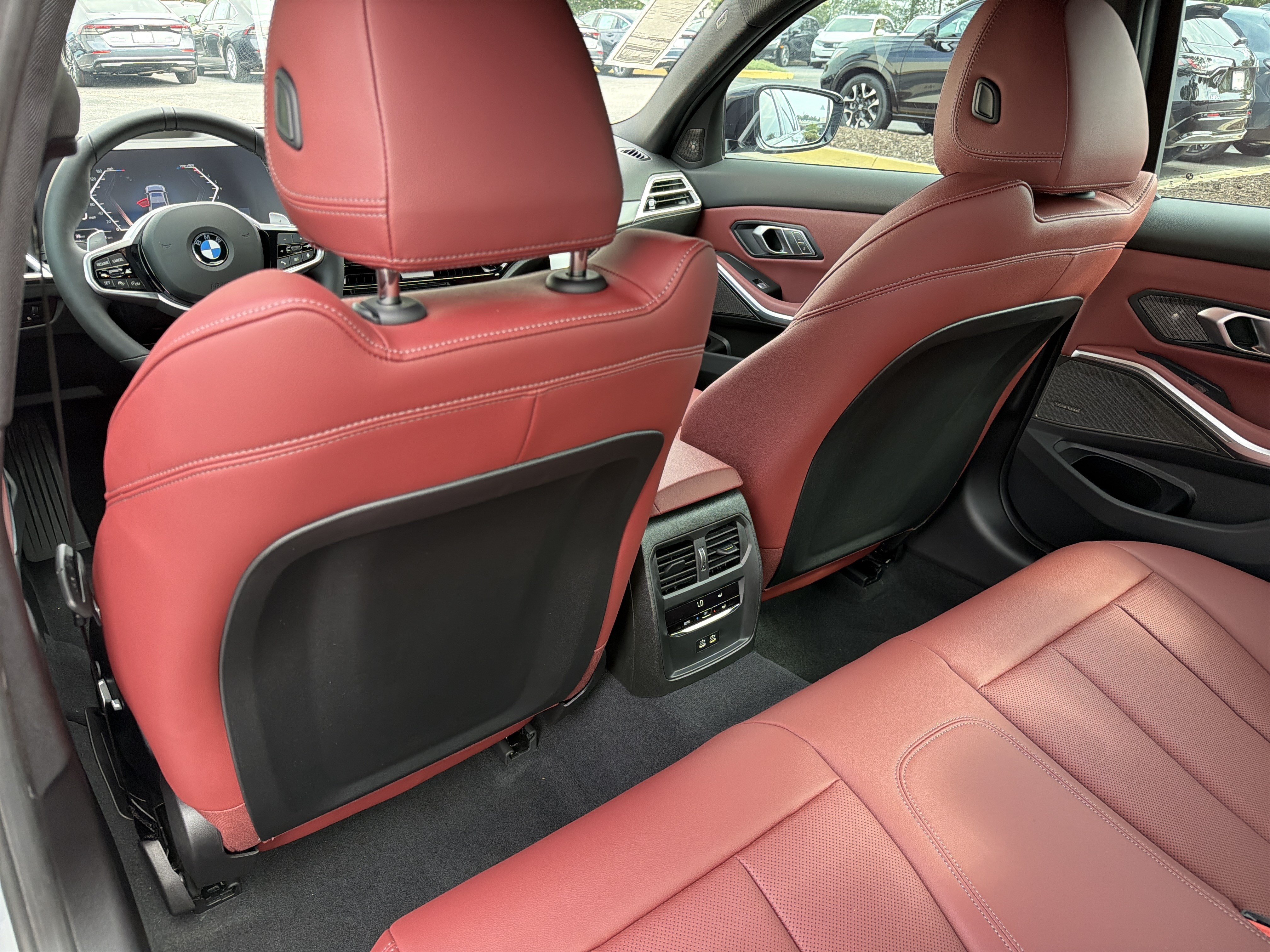 New 2026 BMW 330i Sedan w/ M Sport Package RWD image 22