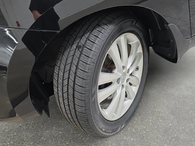 Used 2013 Hyundai Tucson Limited FWD image 28