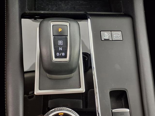 Used 2024 Mitsubishi Outlander SE image 24