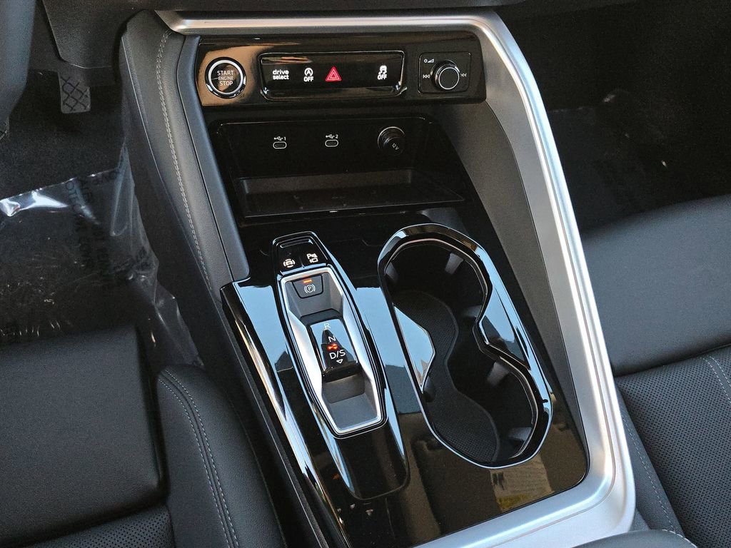 New 2025 Audi Q5 Premium Plus image 28