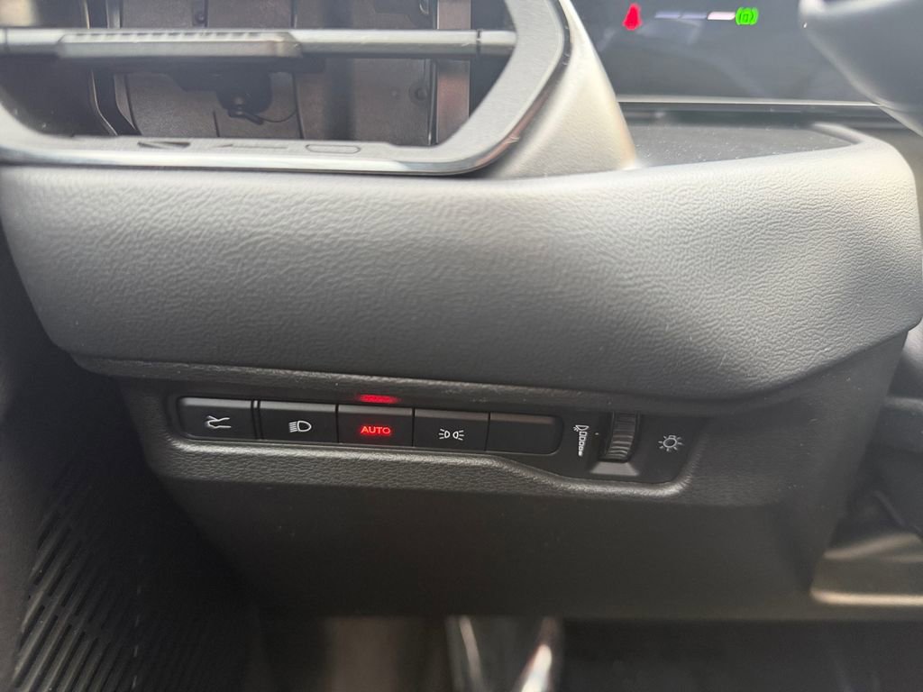 Used 2025 Dodge Charger R/T Scat Pack w/ Track Pack image 18