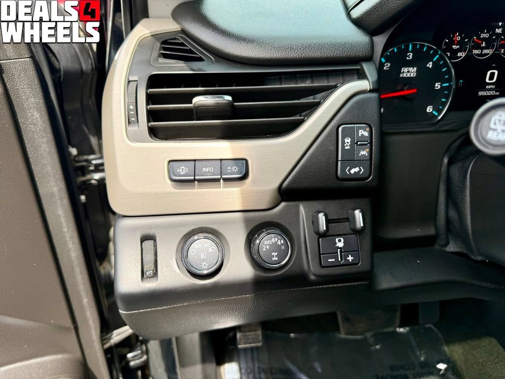 Used 2017 GMC Yukon XL Denali w/ Open Road Package AWD/4WD image 16