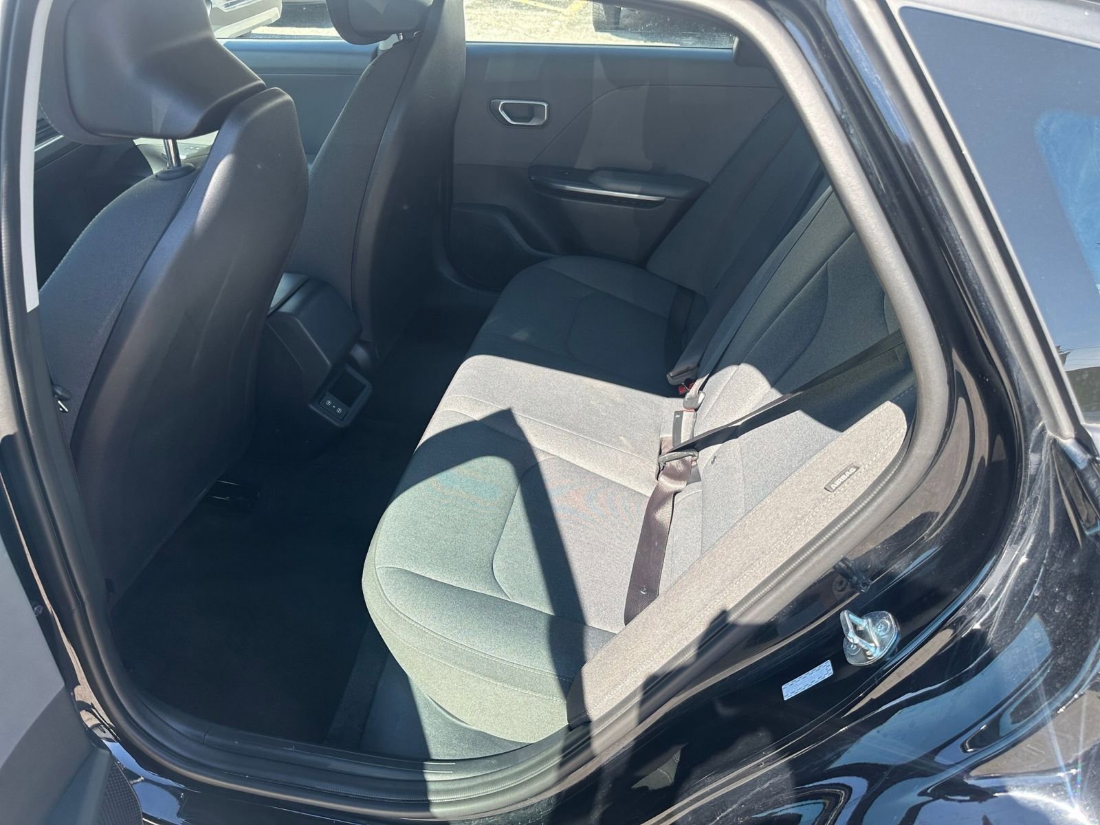 Used 2025 Kia K4 LXS image 35