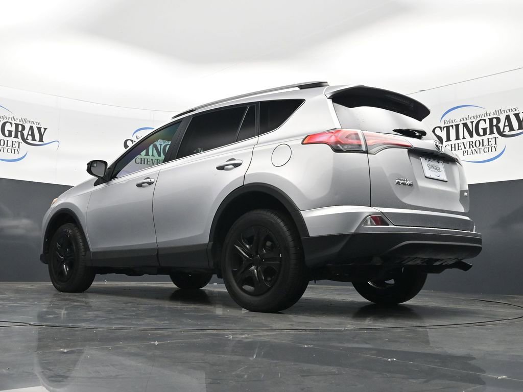 Used 2017 Toyota RAV4 LE image 21