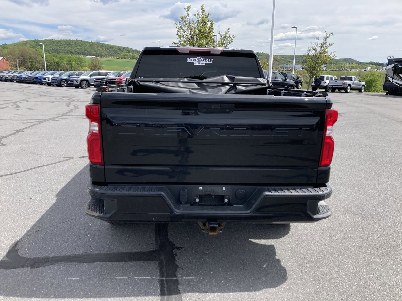 Used 2020 Chevrolet Silverado 1500 Custom w/ Custom Value Package AWD/4WD image 6
