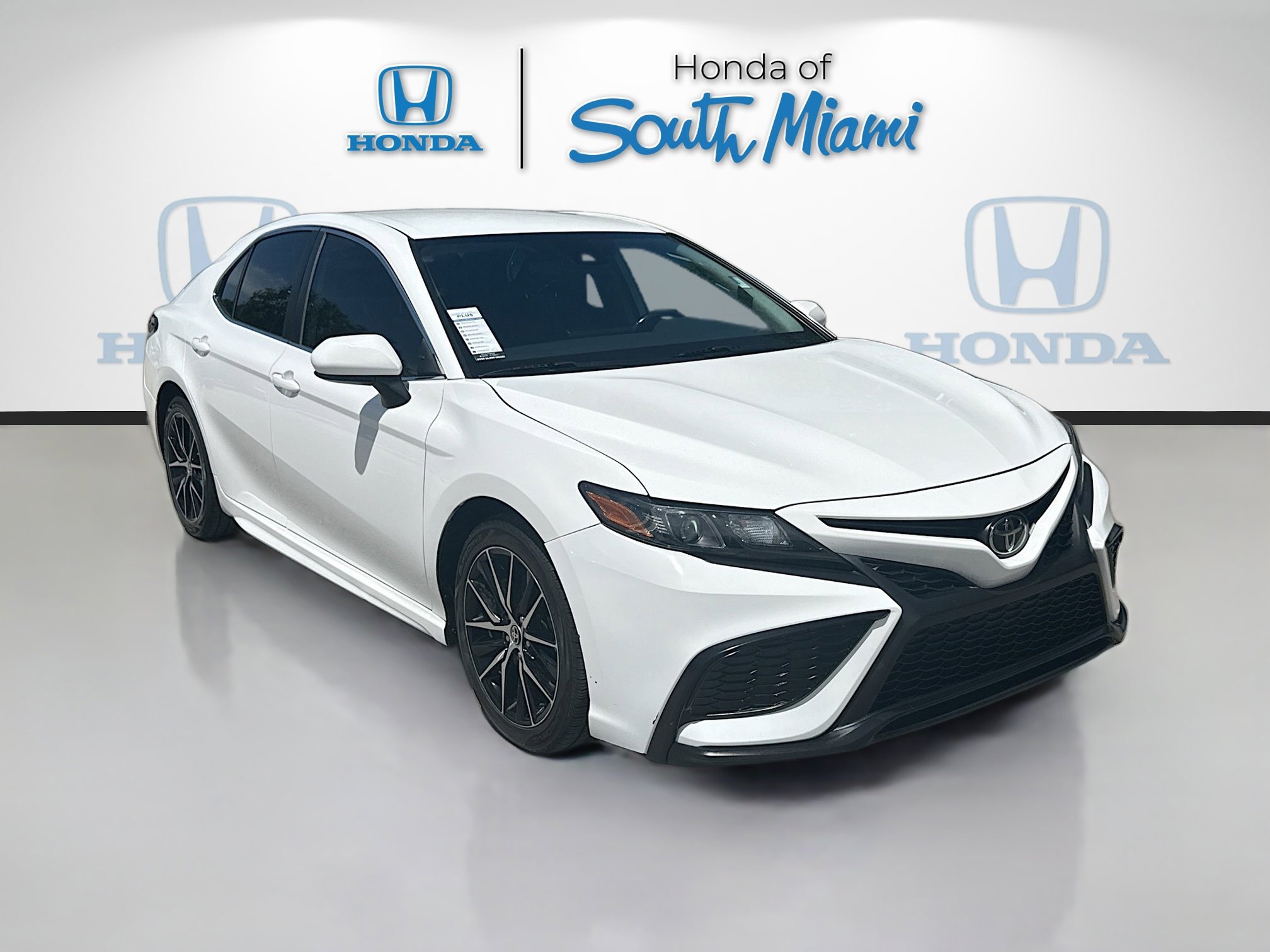 Used 2021 Toyota Camry SE
