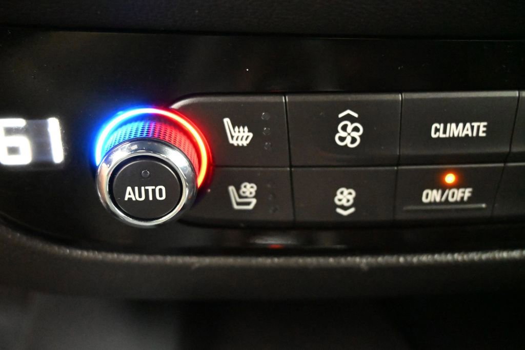 Used 2023 Buick Enclave Premium w/ Experience Buick Package FWD image 14